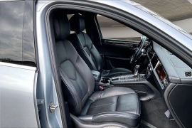 Used 2020  Porsche Macan 4d SUV AWD S at Pre-Owned Plus near San Antonio&comma; TX