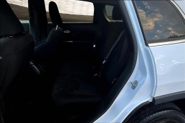 Used 2019  Jeep Cherokee 4d SUV FWD Latitude 3.2L at Pre-Owned Plus near San Antonio, TX