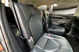 Used 2021 Toyota Highlander XLE FWD at Pre-Owned Plus near San Antonio, TX