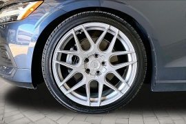 Used 2020  Volvo S60 4d Sedan FWD T5 Momentum at Pre-Owned Plus near San Antonio&comma; TX