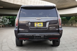 Used 2018  Cadillac Escalade ESV 4d SUV 4WD Platinum at Pre-Owned Plus near San Antonio, TX