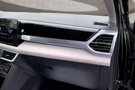 Used 2025  Volkswagen Taos SE 4MOTION at Pre-Owned Plus near San Antonio&comma; TX