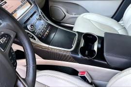 Used 2016  Lincoln MKX 4d SUV FWD Reserve at Pre-Owned Plus near San Antonio&comma; TX