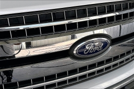 Used 2019  Ford F-150 4WD SuperCrew XLT 5 1&sol;2 at Pre-Owned Plus near San Antonio&comma; TX