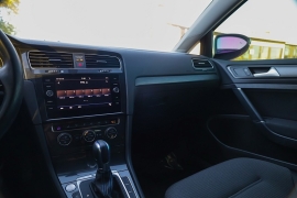 Used 2019  Volkswagen e-Golf 4d Hatchback SE at Pre-Owned Plus near San Antonio, TX