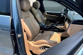 Used 2019 Porsche Cayenne 4d SUV AWD at Pre-Owned Plus near San Antonio, TX