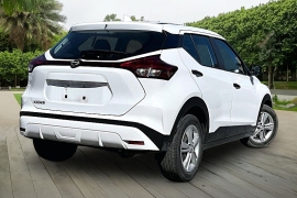 Used 2024  Nissan Kicks S FWD at Pre-Owned Plus near San Antonio&comma; TX