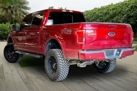 Used 2017  Ford F-150 4WD SuperCrew Lariat 5 1&sol;2 at Pre-Owned Plus near San Antonio&comma; TX