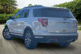 Used 2018  Ford Explorer 4d SUV 4WD Platinum at Pre-Owned Plus near San Antonio&comma; TX