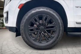 Used 2021  GMC Yukon 2WD 4dr SLT at Pre-Owned Plus near San Antonio&comma; TX