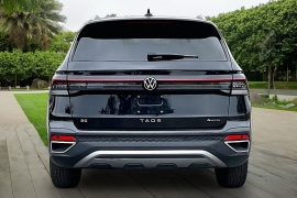 Used 2025  Volkswagen Taos SE 4MOTION at Pre-Owned Plus near San Antonio&comma; TX