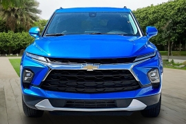 Used 2024  Chevrolet Blazer FWD 4dr LT w&sol;2LT at Pre-Owned Plus near San Antonio&comma; TX