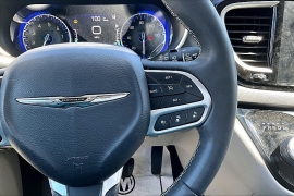 Used 2023  Chrysler Pacifica Touring L FWD at Pre-Owned Plus near San Antonio&comma; TX