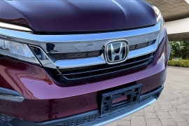 Used 2020  Honda Pilot 4d SUV FWD Touring 8-Passenger at Pre-Owned Plus near San Antonio&comma; TX