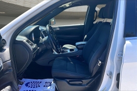 Used 2018  Jeep Grand Cherokee 4d SUV 2WD Laredo at Pre-Owned Plus near San Antonio&comma; TX