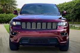 Used 2018  Jeep Grand Cherokee 4d SUV 4WD Laredo Altitude at Pre-Owned Plus near San Antonio&comma; TX
