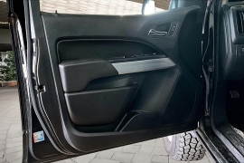 Used 2020  Chevrolet Colorado 2WD Crew Cab LT at Pre-Owned Plus near San Antonio&comma; TX