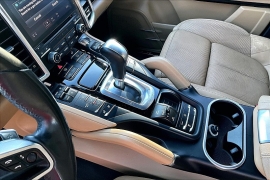 Used 2018  Porsche Cayenne 4d SUV AWD Platinum at Pre-Owned Plus near San Antonio&comma; TX