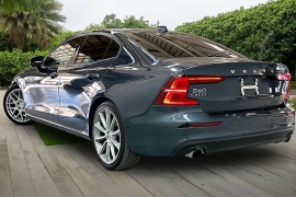 Used 2020  Volvo S60 4d Sedan FWD T5 Momentum at Pre-Owned Plus near San Antonio&comma; TX