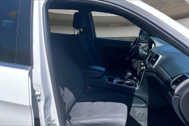 Used 2018  Jeep Grand Cherokee 4d SUV 2WD Laredo at Pre-Owned Plus near San Antonio&comma; TX