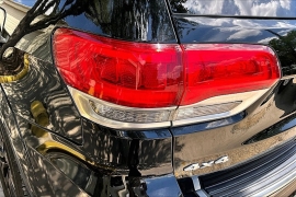 Used 2018  Jeep Grand Cherokee 4d SUV 4WD Summit V8 at Pre-Owned Plus near San Antonio&comma; TX