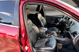Used 2019  Jeep Cherokee 4d SUV FWD Latitude Plus 2&period;4L at Pre-Owned Plus near San Antonio&comma; TX