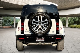 Used 2022 Land Rover Defender 110 X-Dynamic HSE AWD at Pre-Owned Plus near San Antonio, TX