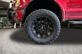 Used 2017  Ford F-150 4WD SuperCrew Lariat 5 1&sol;2 at Pre-Owned Plus near San Antonio&comma; TX