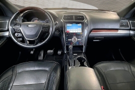 Used 2018  Ford Explorer 4d SUV 4WD Platinum at Pre-Owned Plus near San Antonio&comma; TX