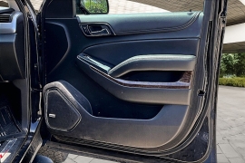 Used 2017  Chevrolet Suburban 4d SUV 4WD LT at Pre-Owned Plus near San Antonio&comma; TX