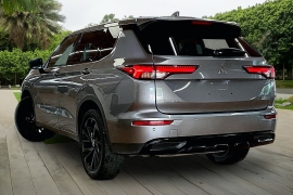 Used 2023  Mitsubishi Outlander SE FWD at Pre-Owned Plus near San Antonio&comma; TX