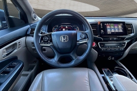 Used 2020  Honda Pilot 4d SUV FWD Touring 8-Passenger at Pre-Owned Plus near San Antonio&comma; TX