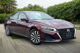 Used 2023  Nissan Altima 2&period;5 SV Sedan at Pre-Owned Plus near San Antonio&comma; TX