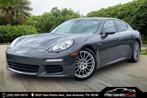 2016 Porsche Panamera