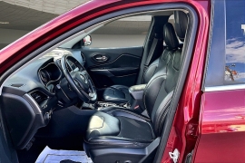 Used 2019  Jeep Cherokee 4d SUV FWD Latitude Plus 2&period;4L at Pre-Owned Plus near San Antonio&comma; TX