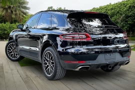 Used 2018  Porsche Macan 4d SUV AWD at Pre-Owned Plus near San Antonio&comma; TX