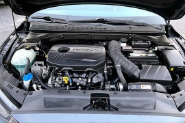 Used 2019  Hyundai Veloster 3d Hatchback 1&period;6L Turbo R-Spec at Pre-Owned Plus near San Antonio&comma; TX