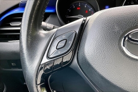 Used 2020  Toyota C-HR 4d SUV XLE at Pre-Owned Plus near San Antonio, TX