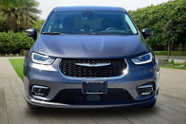 Used 2023  Chrysler Pacifica Touring L FWD at Pre-Owned Plus near San Antonio&comma; TX