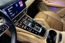 Used 2019  Porsche Cayenne 4d SUV AWD at Pre-Owned Plus near San Antonio&comma; TX