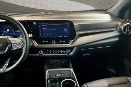 Used 2025  Chevrolet Equinox FWD 4dr LT w&sol;1LT at Pre-Owned Plus near San Antonio&comma; TX