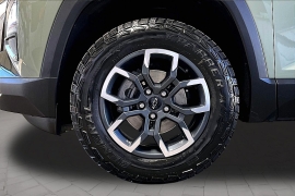 Used 2025  Chevrolet Equinox FWD 4dr ACTIV w&sol;XDB at Pre-Owned Plus near San Antonio&comma; TX