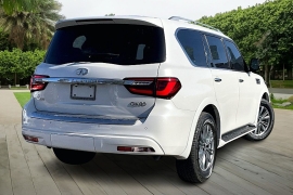 Used 2024  INFINITI QX80 LUXE AWD at Pre-Owned Plus near San Antonio&comma; TX