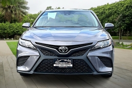 Used 2019  Toyota Camry 4d Sedan SE at Pre-Owned Plus near San Antonio&comma; TX