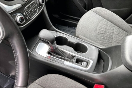 Used 2022  Chevrolet Equinox FWD 4dr LT w&sol;1LT at Pre-Owned Plus near San Antonio&comma; TX