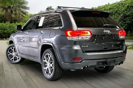 Used 2020  Jeep Grand Cherokee 4d SUV 4WD Overland V8 at Pre-Owned Plus near San Antonio&comma; TX