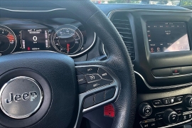 Used 2019  Jeep Cherokee 4d SUV FWD Latitude 3.2L at Pre-Owned Plus near San Antonio, TX