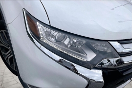 Used 2017  Mitsubishi Outlander 4d SUV FWD SEL at Pre-Owned Plus near San Antonio&comma; TX