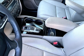 Used 2020  Honda Pilot 4d SUV FWD Touring 8-Passenger at Pre-Owned Plus near San Antonio&comma; TX
