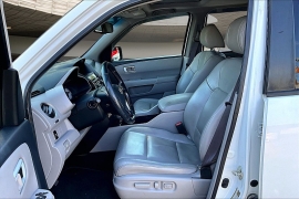 Used 2015  Honda Pilot 4d SUV FWD EX-L w&sol;Nav at Pre-Owned Plus near San Antonio&comma; TX